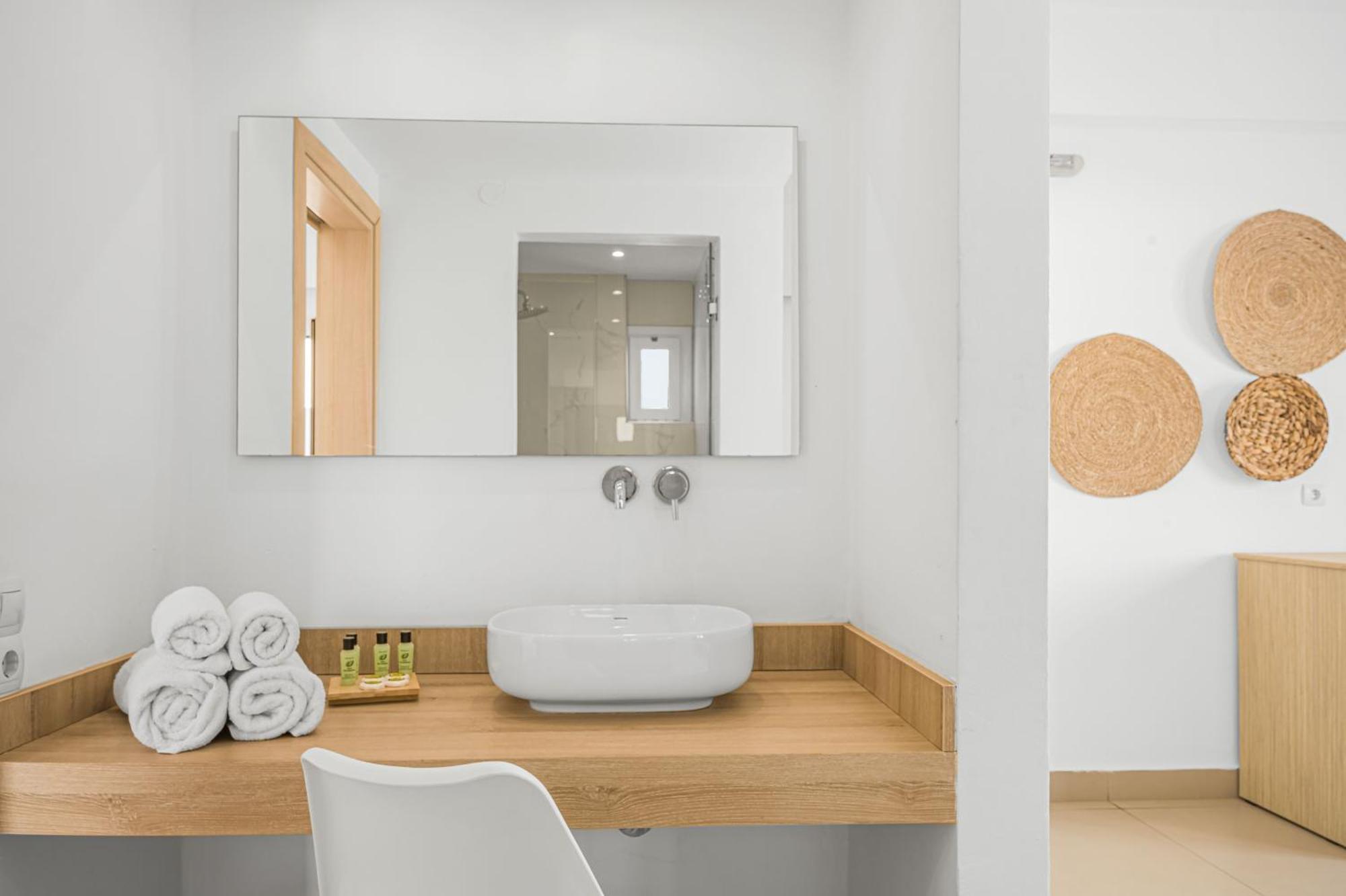 Vergina Apartments & Suites Малиа Экстерьер фото